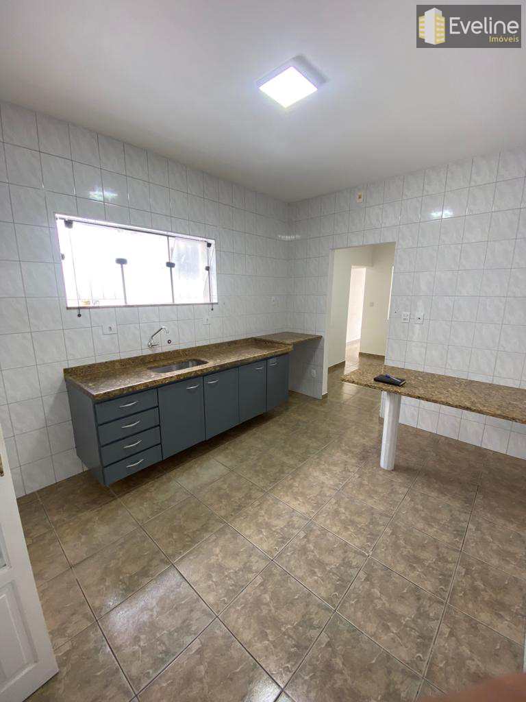 Casa à venda com 3 quartos, 140m² - Foto 17