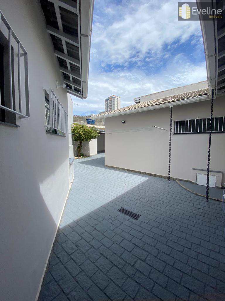 Casa à venda com 3 quartos, 140m² - Foto 27