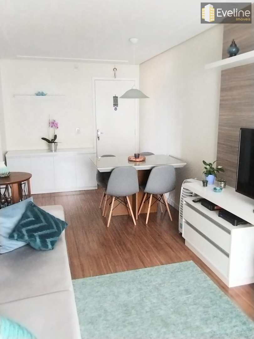 Apartamento à venda com 3 quartos, 77m² - Foto 2