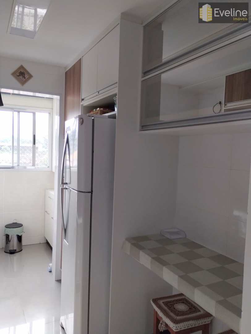 Apartamento à venda com 3 quartos, 77m² - Foto 6