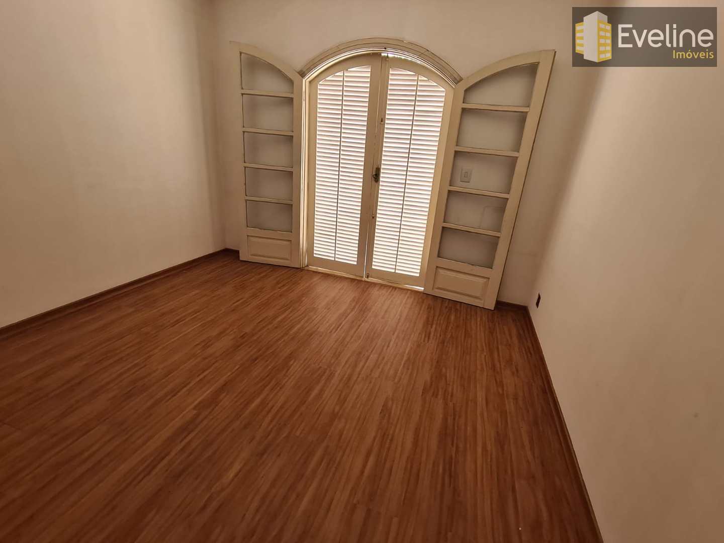 Casa à venda com 3 quartos, 140m² - Foto 8