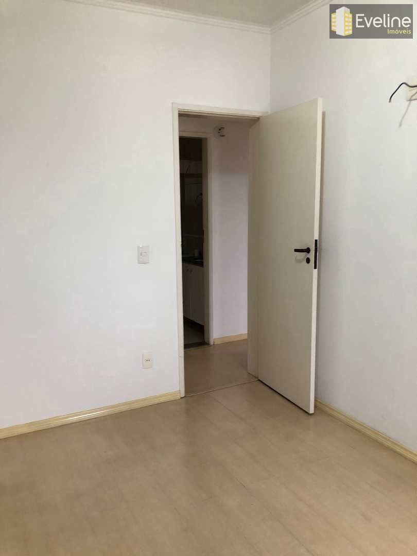 Apartamento para alugar com 3 quartos, 104m² - Foto 15