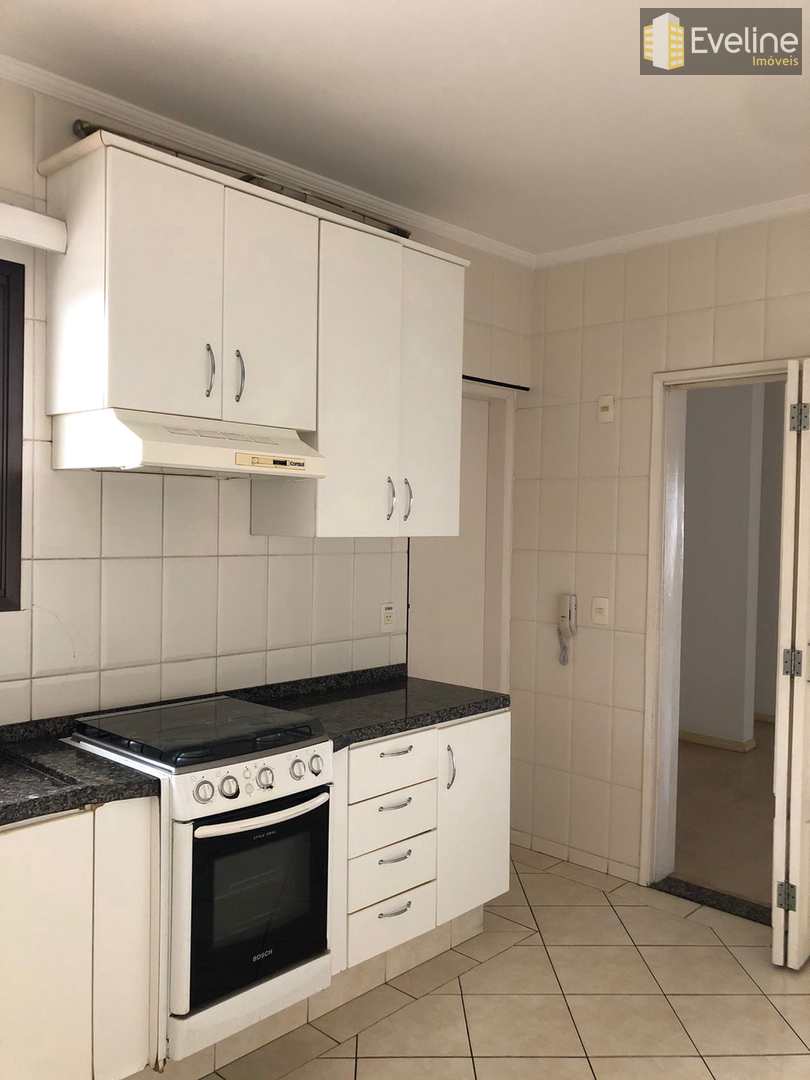 Apartamento para alugar com 3 quartos, 104m² - Foto 10