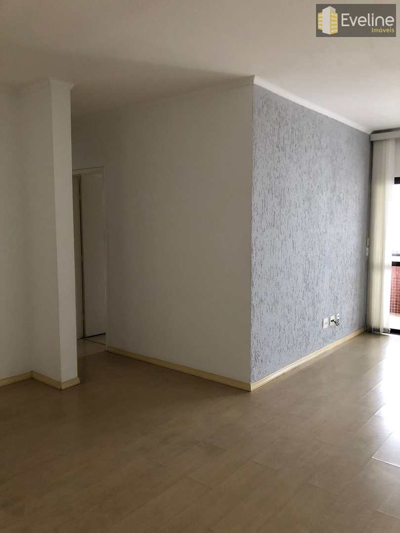 Apartamento para alugar com 3 quartos, 104m² - Foto 4