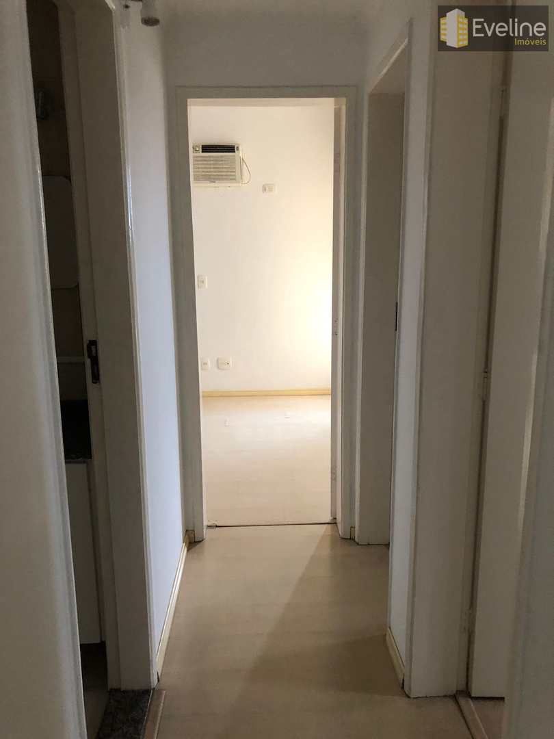 Apartamento para alugar com 3 quartos, 104m² - Foto 13