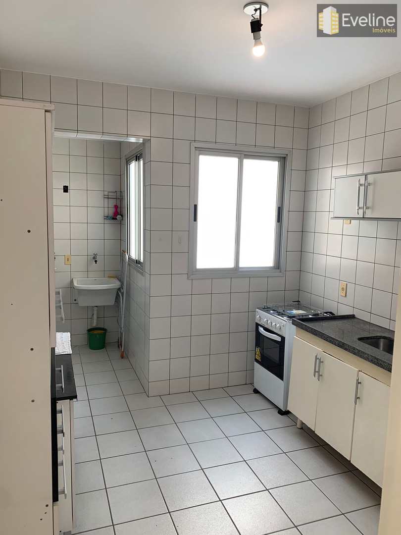 Apartamento à venda com 3 quartos, 93m² - Foto 4