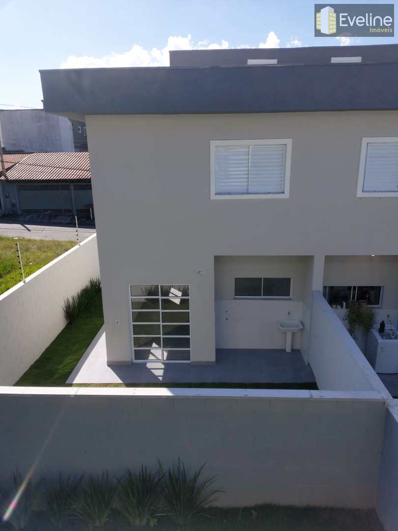 Casa à venda com 2 quartos, 125m² - Foto 8