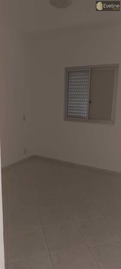 Apartamento para alugar com 2 quartos, 70m² - Foto 9