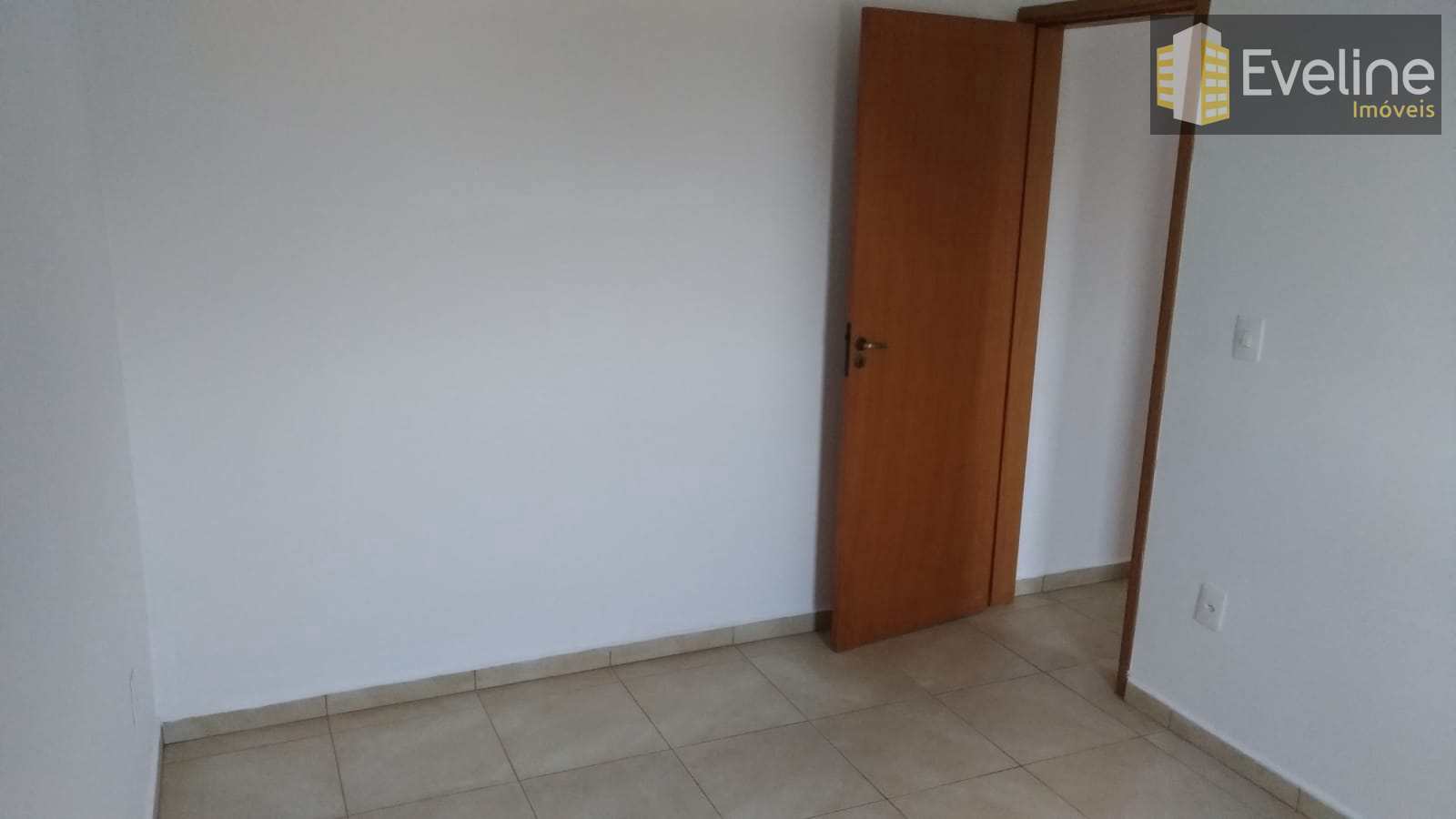 Apartamento à venda com 2 quartos, 60m² - Foto 10