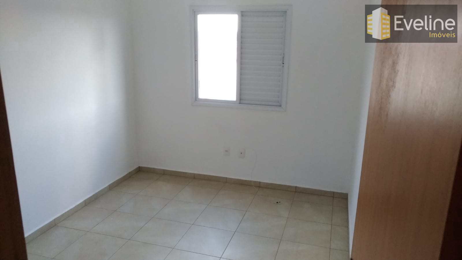 Apartamento à venda com 2 quartos, 60m² - Foto 11