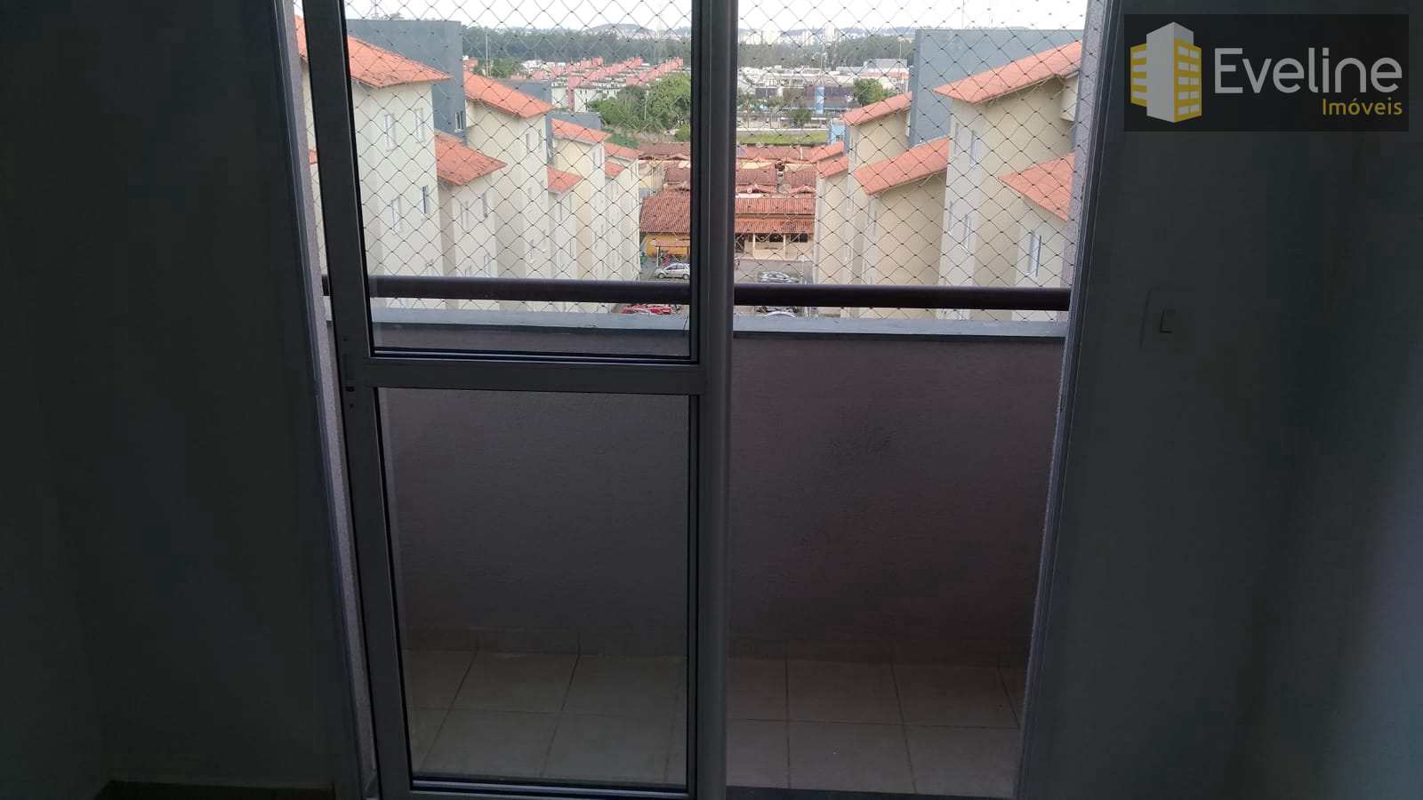 Apartamento à venda com 2 quartos, 60m² - Foto 3