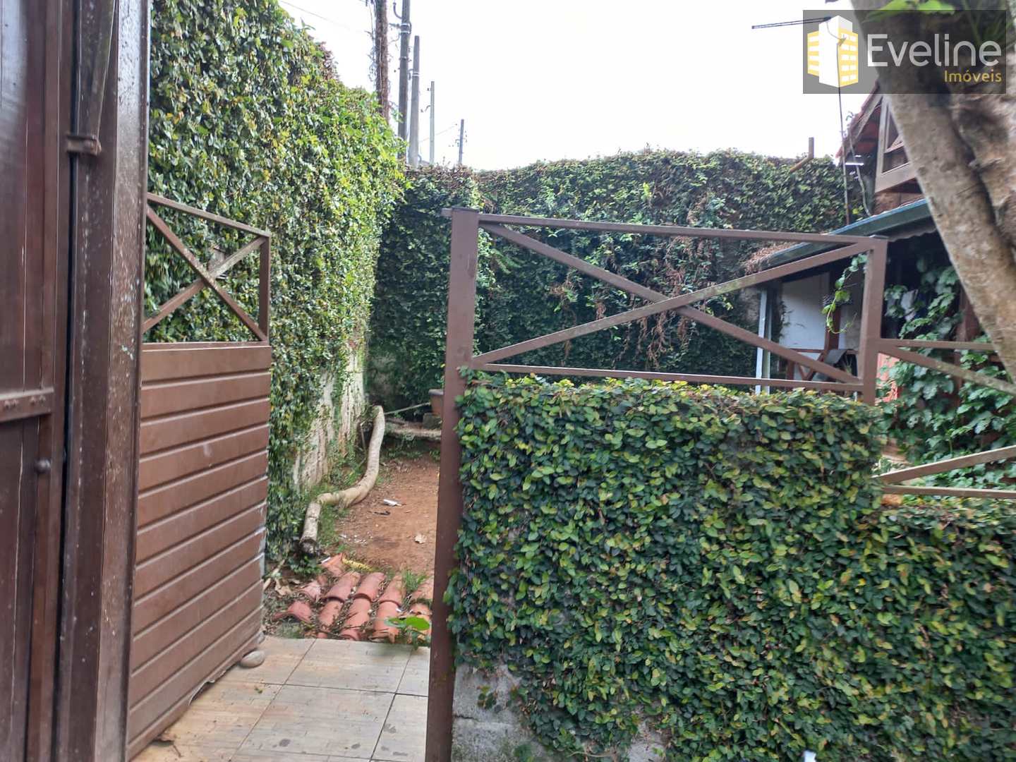 Casa à venda com 3 quartos, 250m² - Foto 8