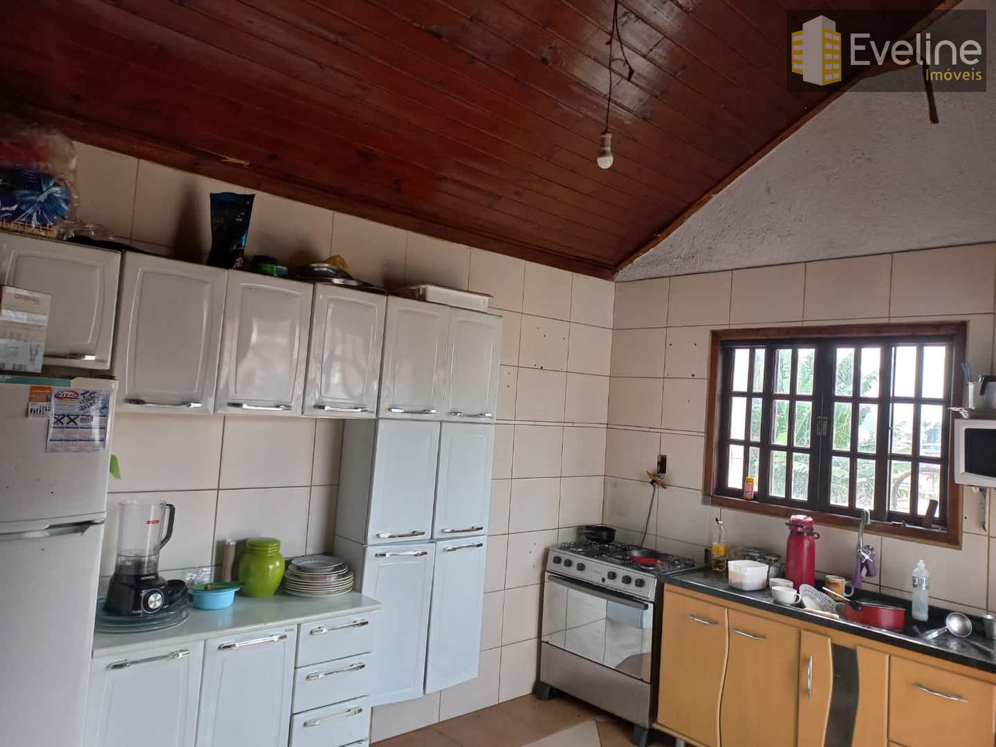 Casa à venda com 3 quartos, 250m² - Foto 4