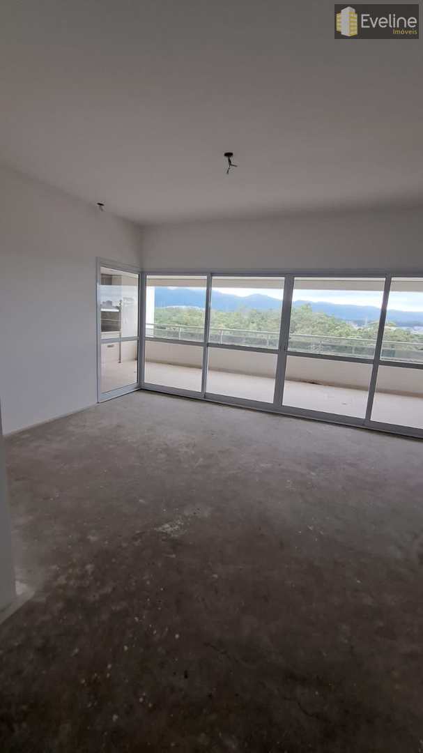 Apartamento à venda com 4 quartos, 241m² - Foto 4