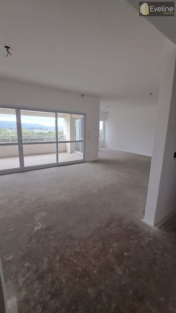 Apartamento à venda com 4 quartos, 241m² - Foto 5