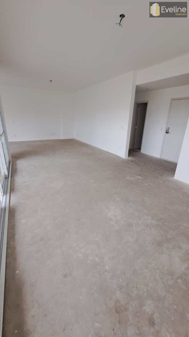 Apartamento à venda com 4 quartos, 241m² - Foto 7