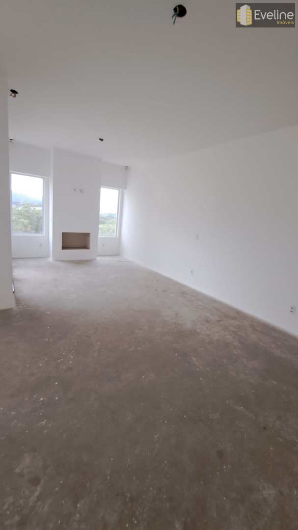 Apartamento à venda com 4 quartos, 241m² - Foto 6