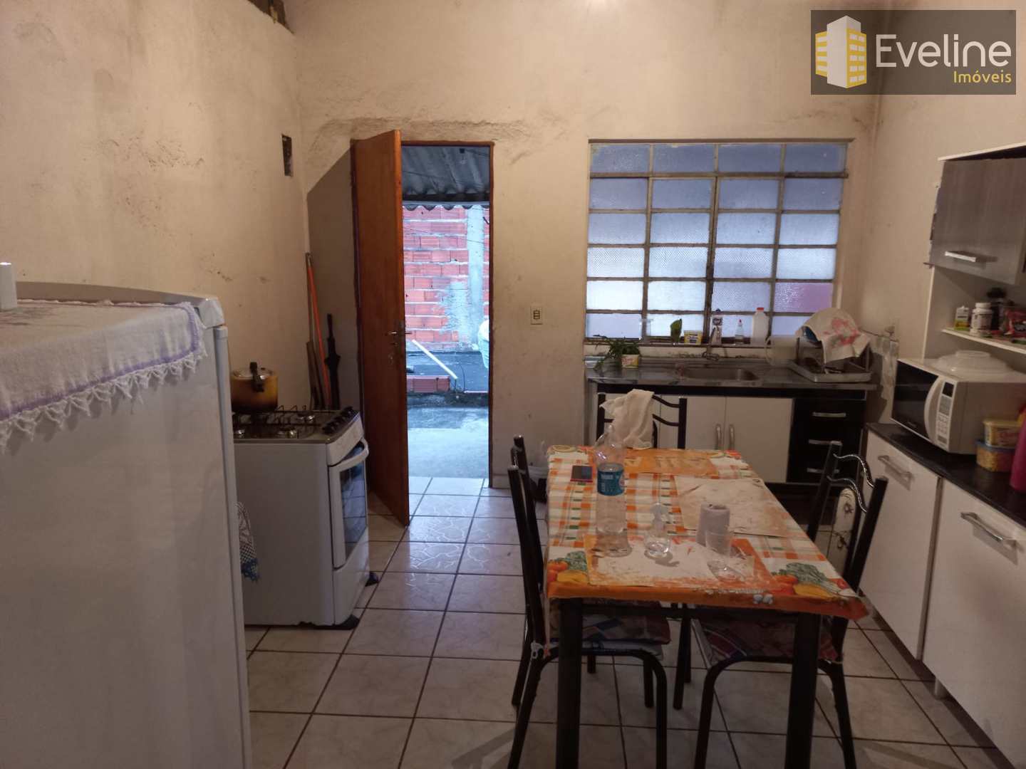 Casa à venda com 2 quartos, 350m² - Foto 7