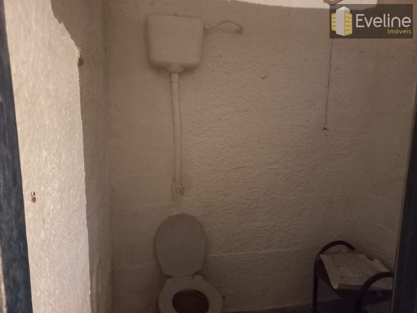 Casa à venda com 2 quartos, 350m² - Foto 17