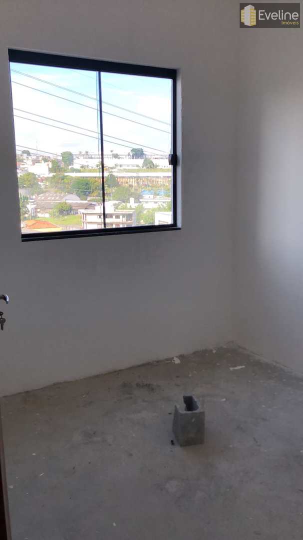 Casa à venda com 3 quartos, 100m² - Foto 9