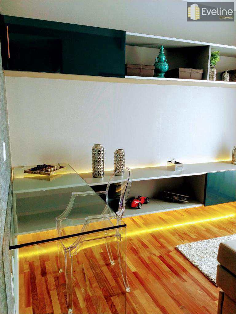 Apartamento à venda com 4 quartos, 241m² - Foto 18