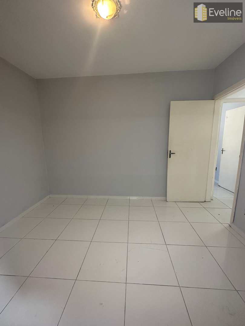 Casa à venda com 3 quartos, 150m² - Foto 10