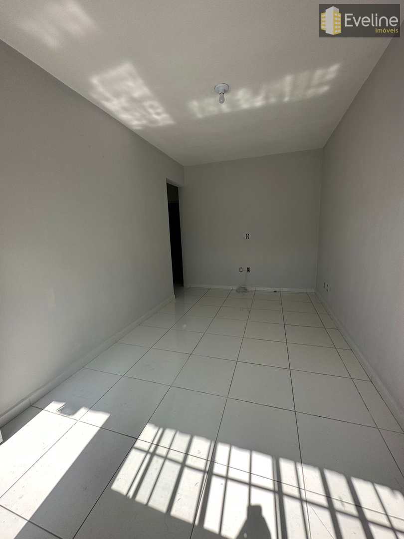 Casa à venda com 3 quartos, 150m² - Foto 11