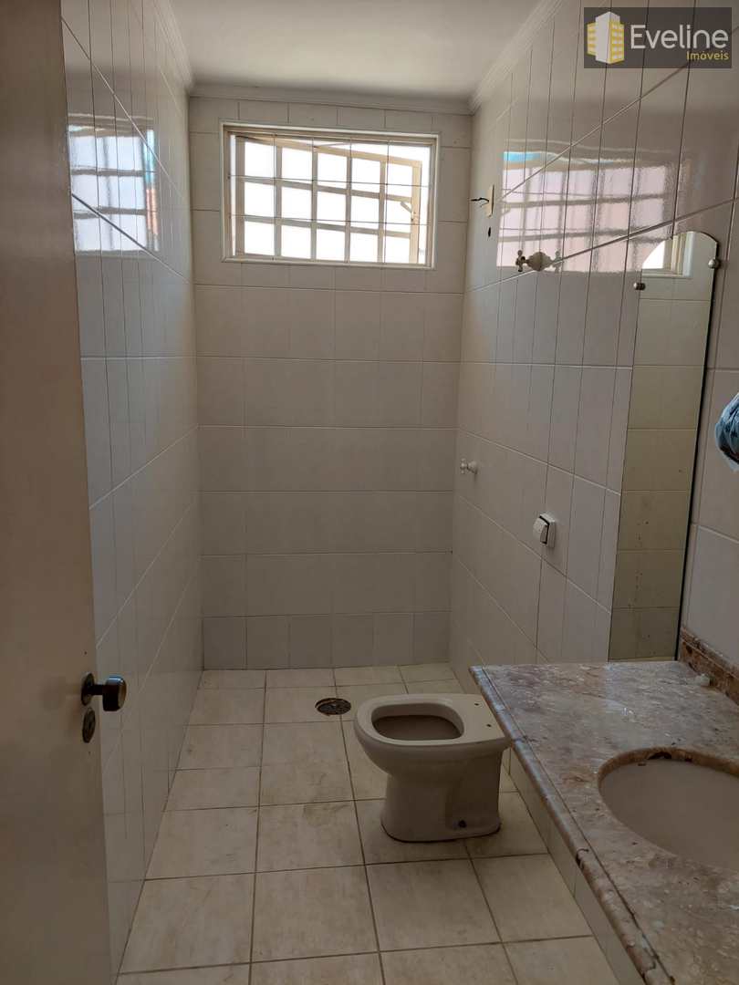 Casa à venda com 2 quartos, 60m² - Foto 11