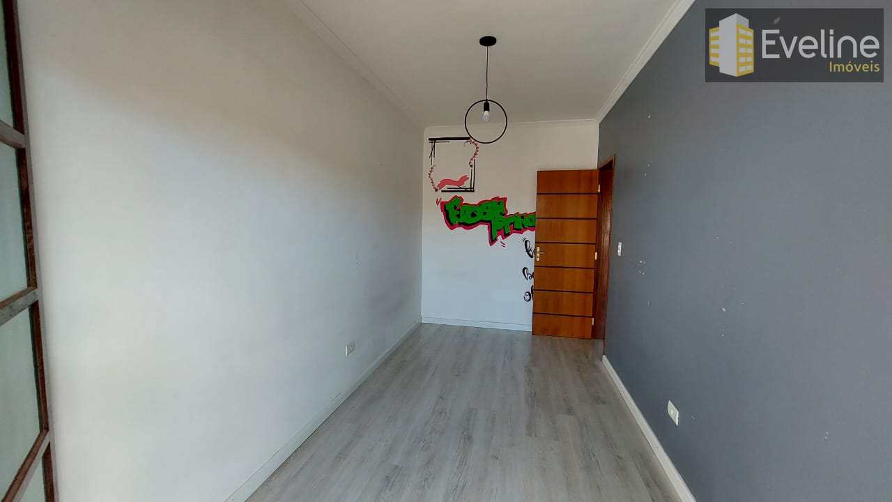 Casa à venda com 3 quartos, 210m² - Foto 15