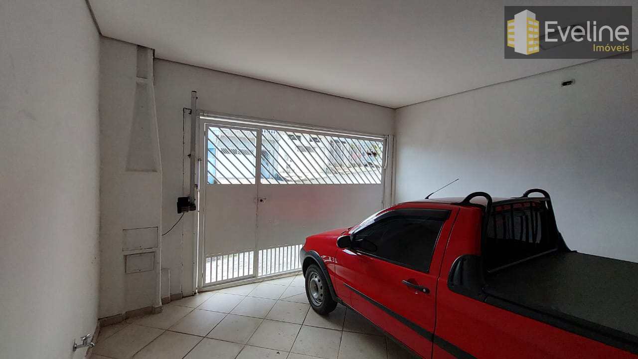 Casa à venda com 3 quartos, 210m² - Foto 20