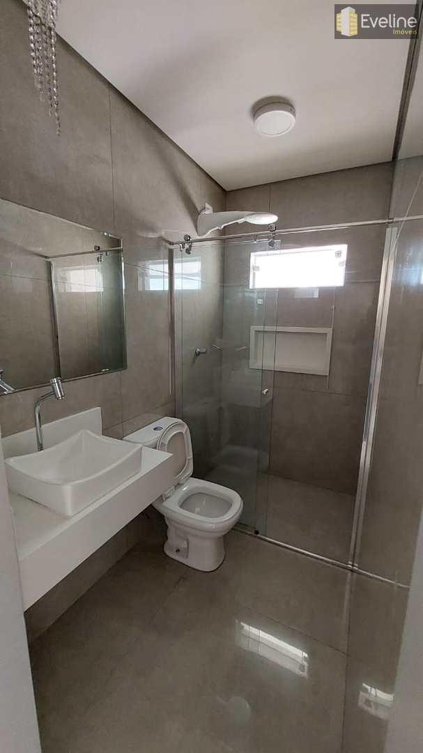 Casa à venda com 3 quartos, 210m² - Foto 13