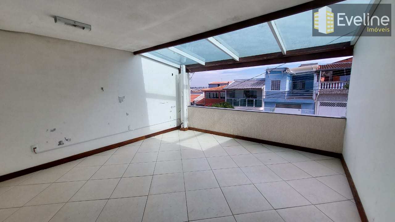 Casa à venda com 3 quartos, 210m² - Foto 17