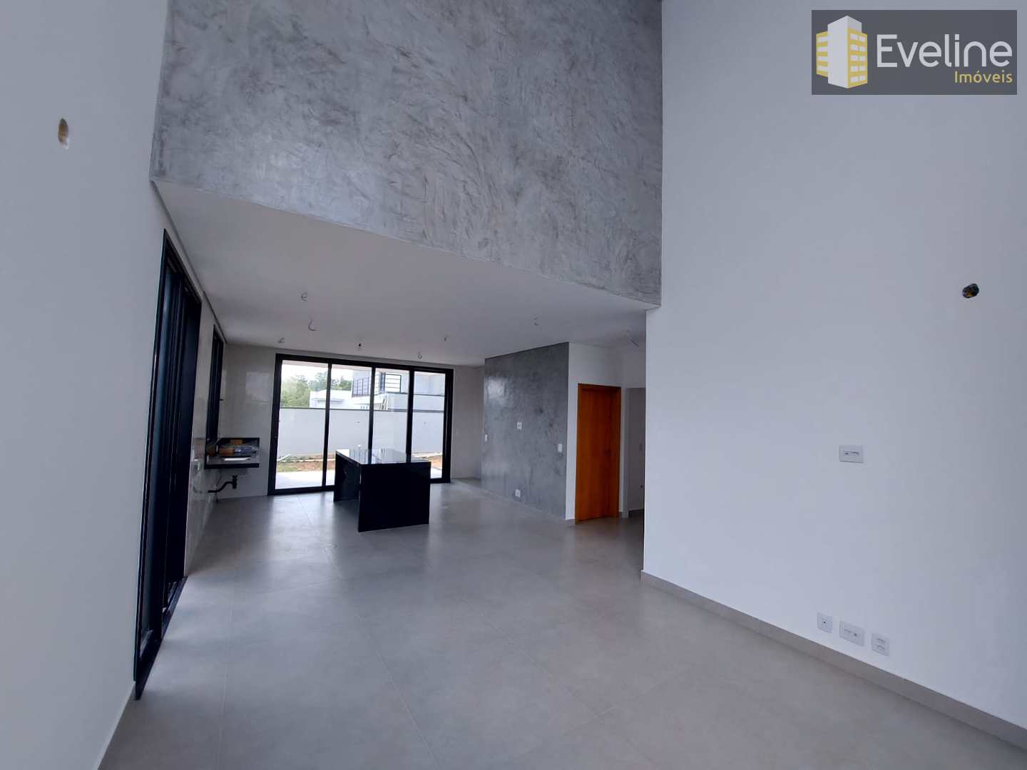 Casa de Condomínio à venda com 4 quartos, 201m² - Foto 2