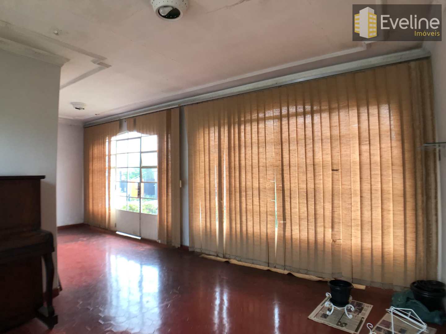 Casa para alugar com 3 quartos, 500m² - Foto 6