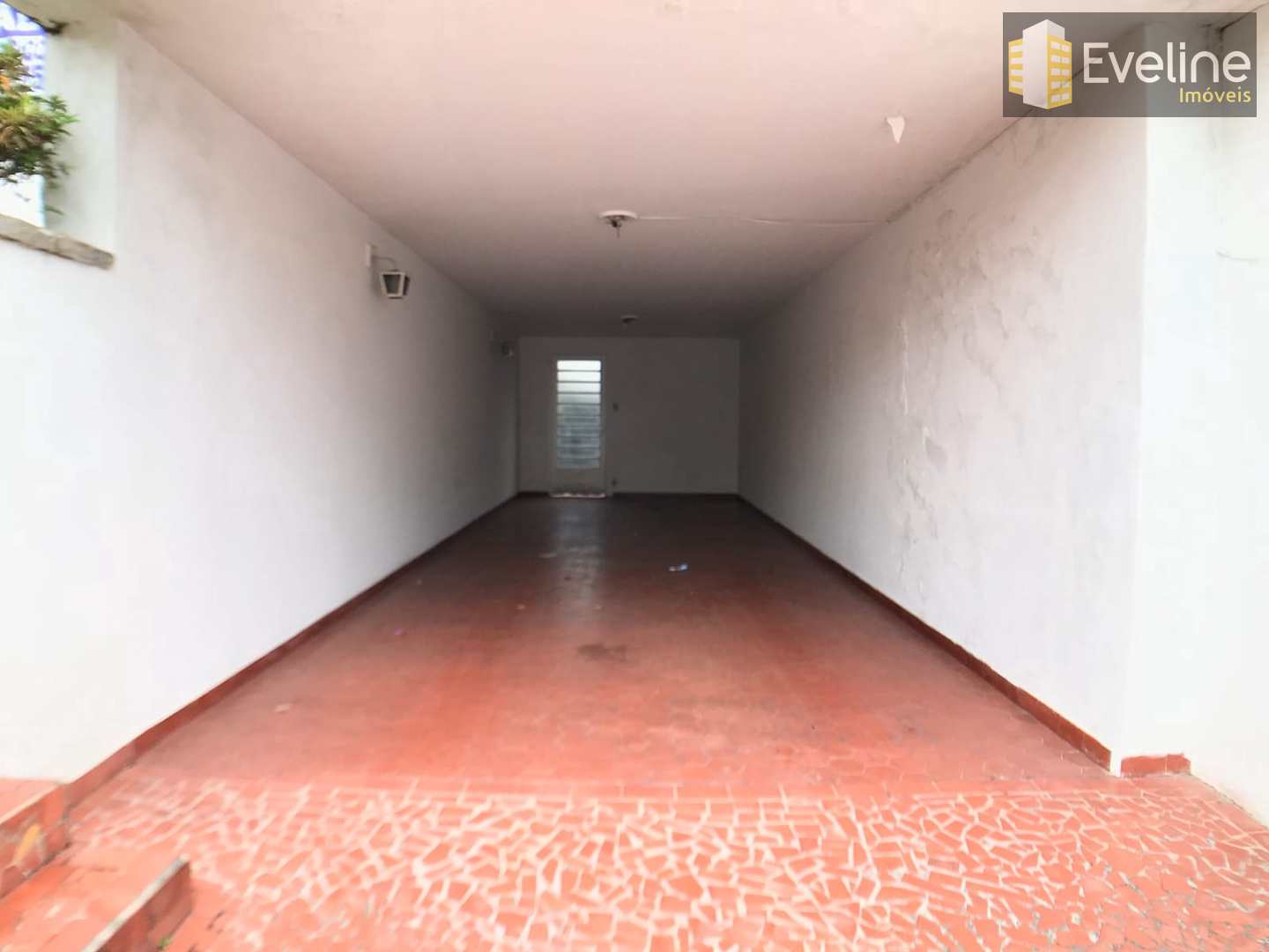 Casa para alugar com 3 quartos, 500m² - Foto 4