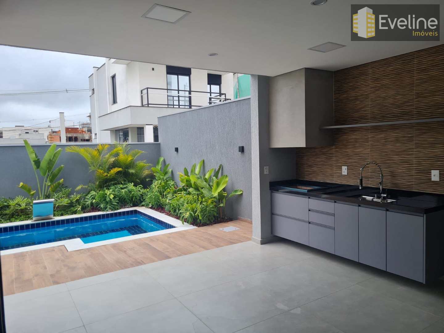 Casa de Condomínio à venda com 3 quartos, 202m² - Foto 9