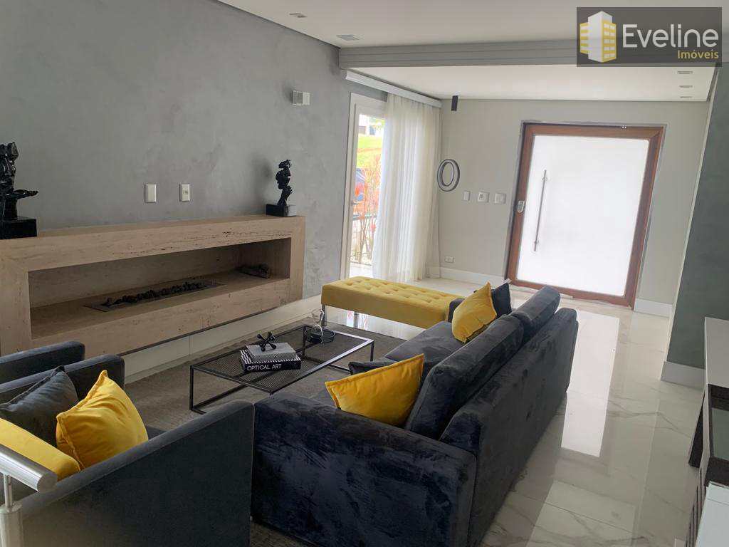 Casa de Condomínio à venda com 4 quartos, 260m² - Foto 2