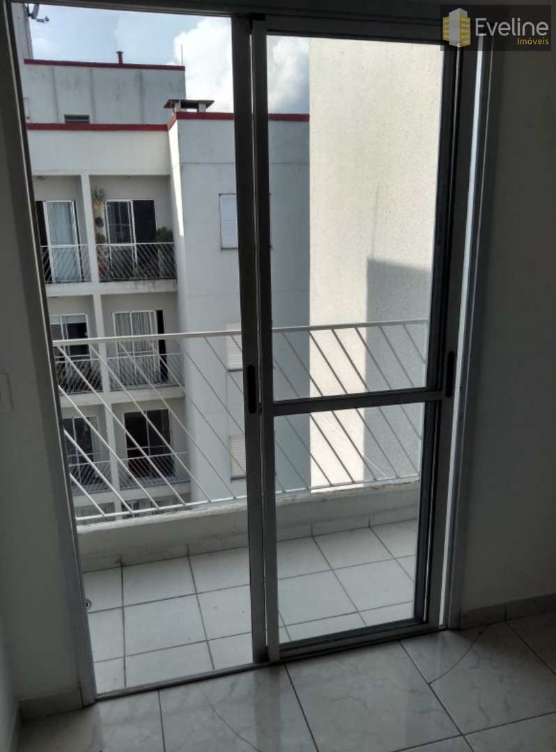 Apartamento à venda com 3 quartos, 77m² - Foto 9