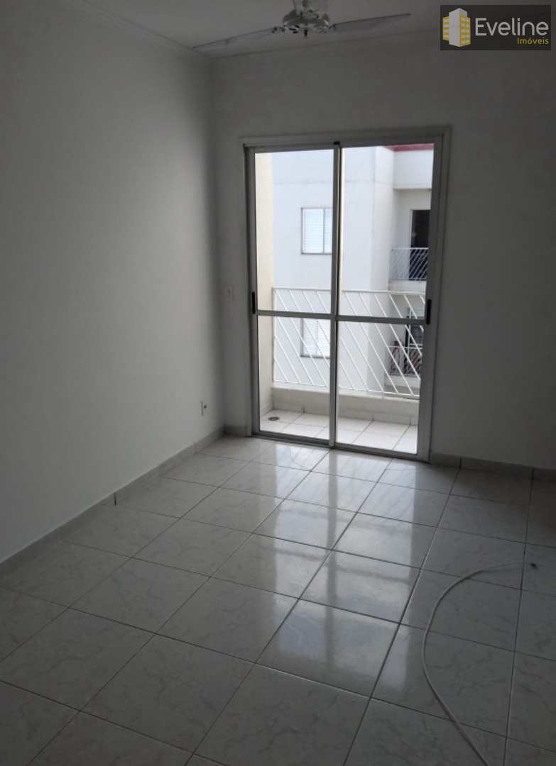 Apartamento à venda com 3 quartos, 77m² - Foto 8