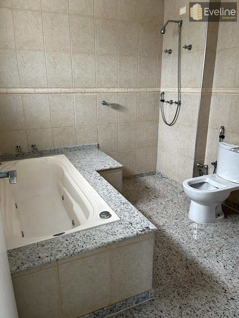 Apartamento à venda com 4 quartos, 218m² - Foto 15