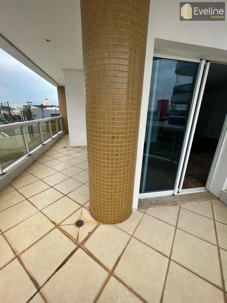 Apartamento à venda com 4 quartos, 218m² - Foto 5