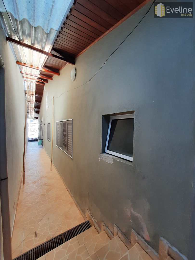 Casa à venda com 2 quartos, 85m² - Foto 12