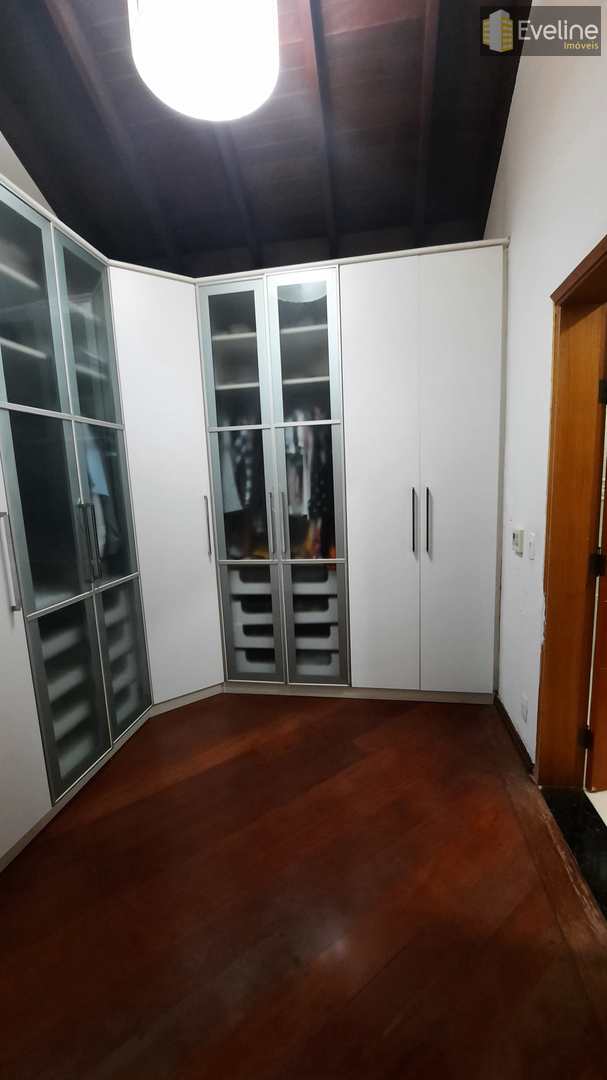 Casa à venda com 3 quartos, 300m² - Foto 38