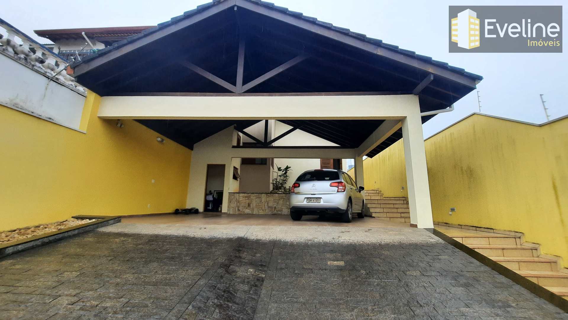 Casa à venda com 3 quartos, 300m² - Foto 42