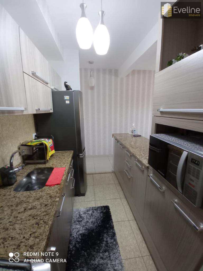 Apartamento à venda com 3 quartos, 77m² - Foto 3