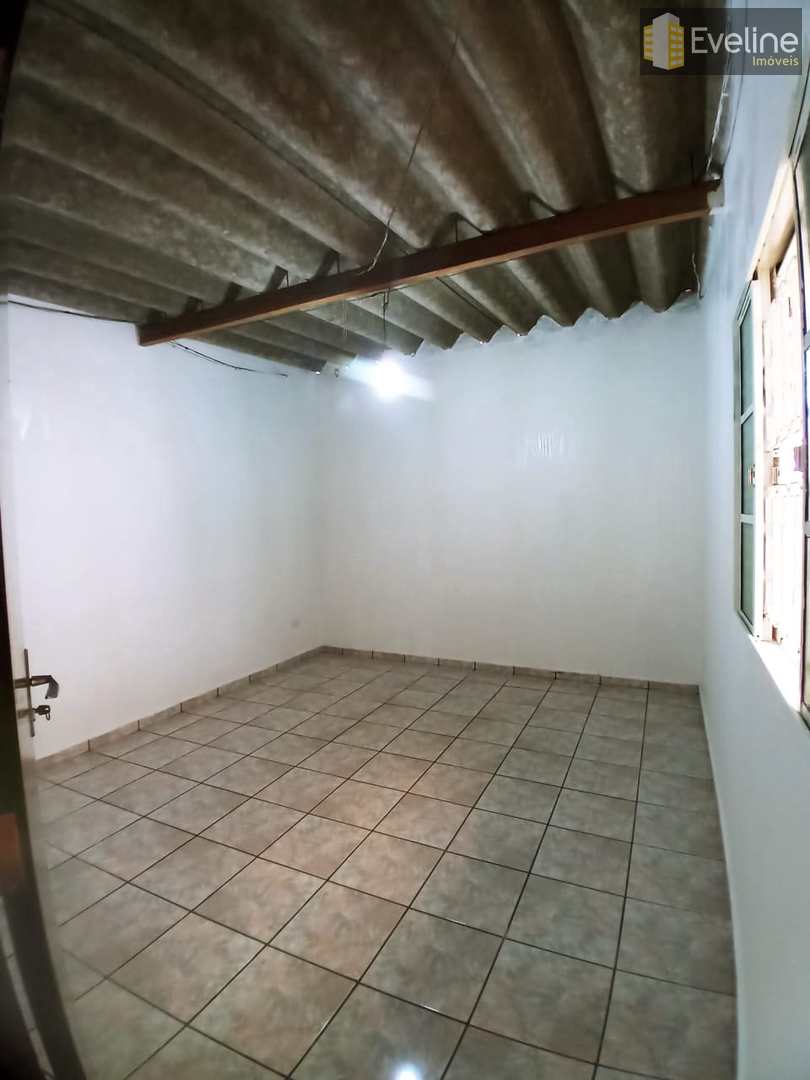 Casa à venda com 3 quartos, 200m² - Foto 13