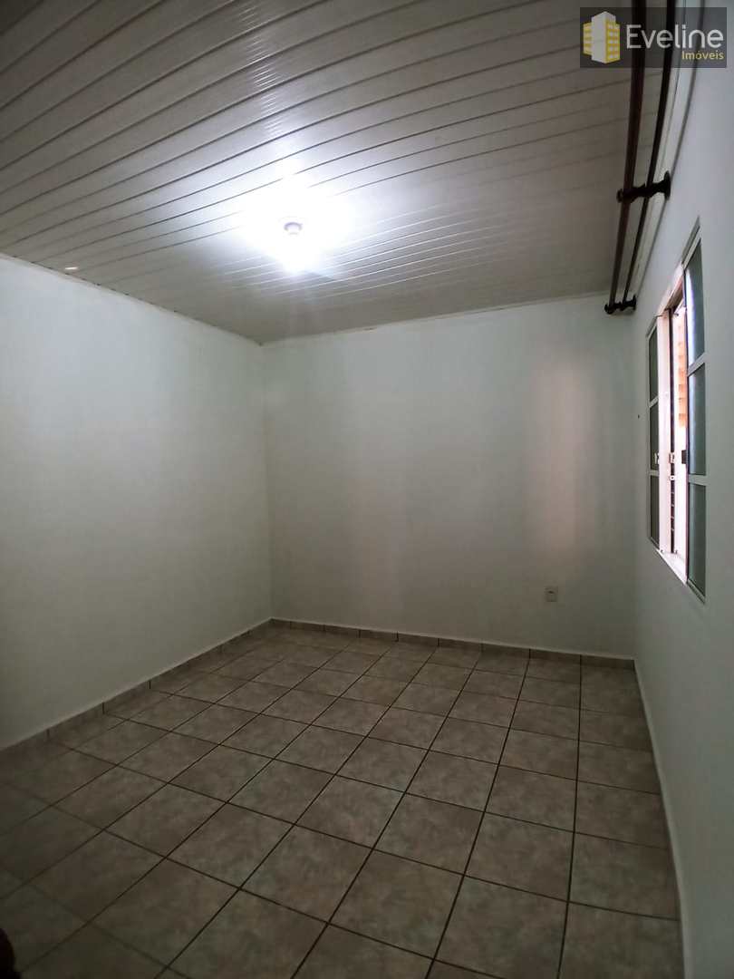 Casa à venda com 3 quartos, 200m² - Foto 9