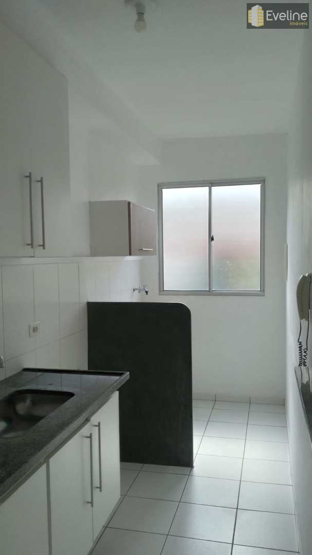 Apartamento à venda com 2 quartos, 60m² - Foto 9