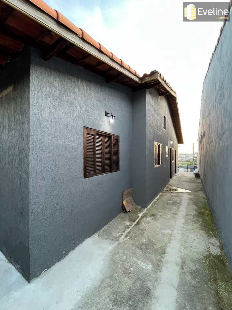 Casa à venda com 2 quartos, 78m² - Foto 15