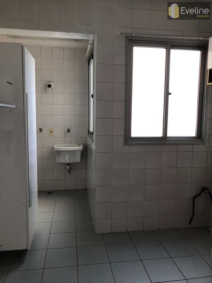 Apartamento à venda com 3 quartos, 93m² - Foto 9